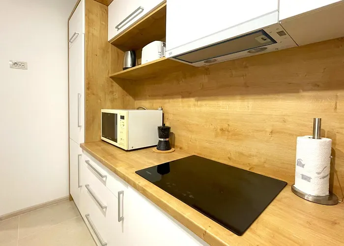 Bella Vista Red 아파트 브라쇼브